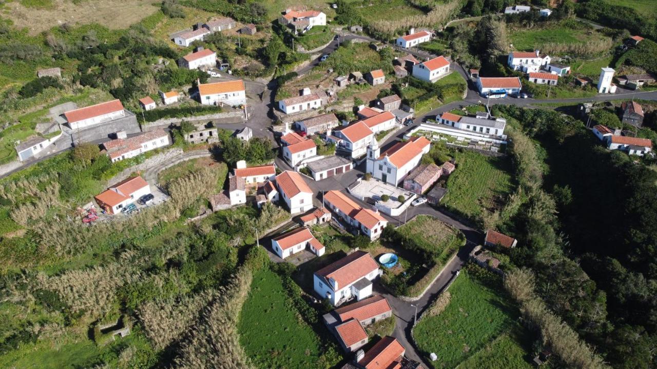 Local M&i Lajes das Flores
